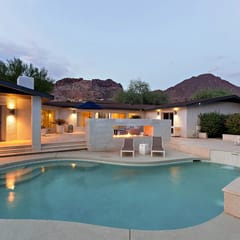 Phoenix Palomino Paradise - AVR