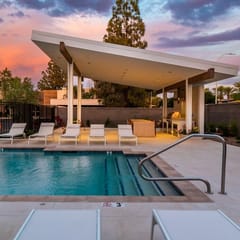 Chandler Townhome 2 - AVR