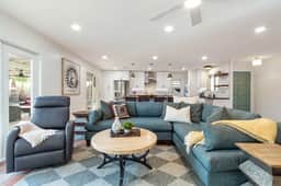 Scottsdale Old Town Getaway - Image 2