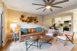 Scottsdale Old Town Charm - Image 3