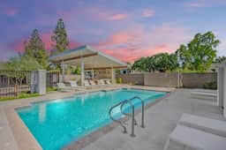 Chandler Townhome 1 - AVR - Image 5
