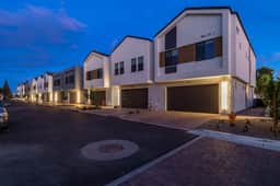 Chandler Townhome 2 - AVR - Image 5