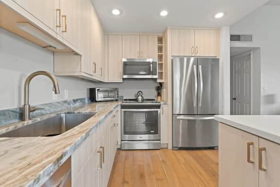 Scottsdale Marble Condo 213 - ABVR - Image 3