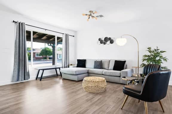 Scottsdale Thornwood - AVR - Image 2