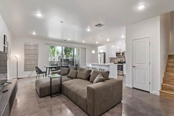 Chandler Townhome 2 - AVR - Image 2