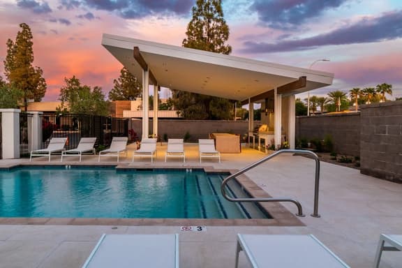 Chandler Townhome 2 - AVR - Image 1