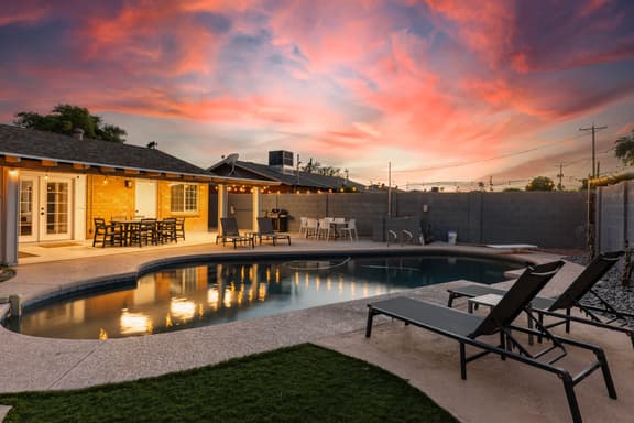 Scottsdale East Wilshire Retreat - Image 1