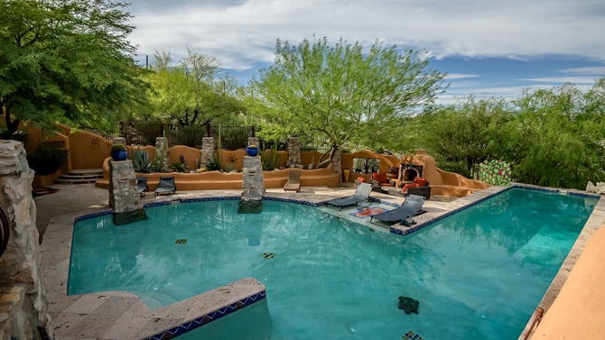 Vacation Rentals in Scottsdale With a Pool View