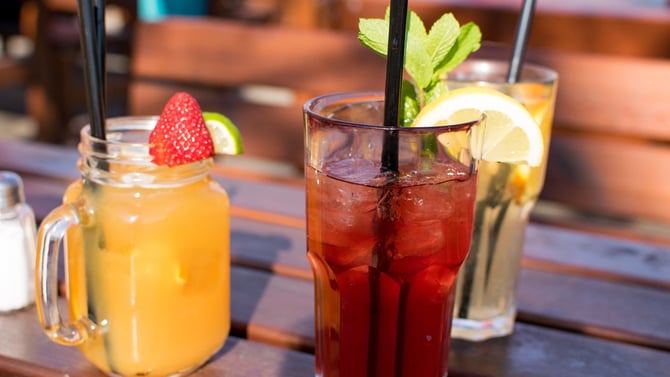 Lucky's Indoor Outdoor – Cool Bars in Phoenix