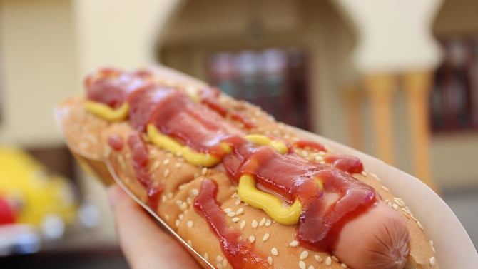 Short Leash Hotdogs & Rollover Donuts